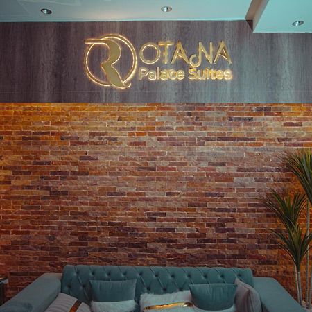 Rotana Palace Suites El El Cairo Exterior foto